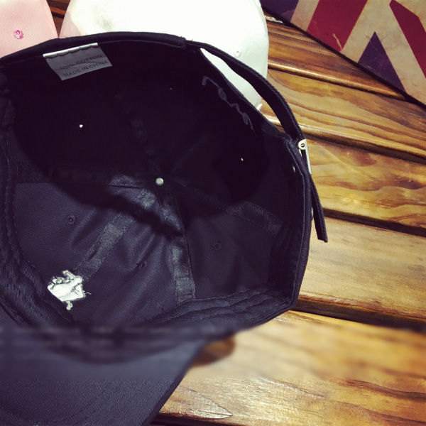 FROME - Baseballpet met geborduurde hand