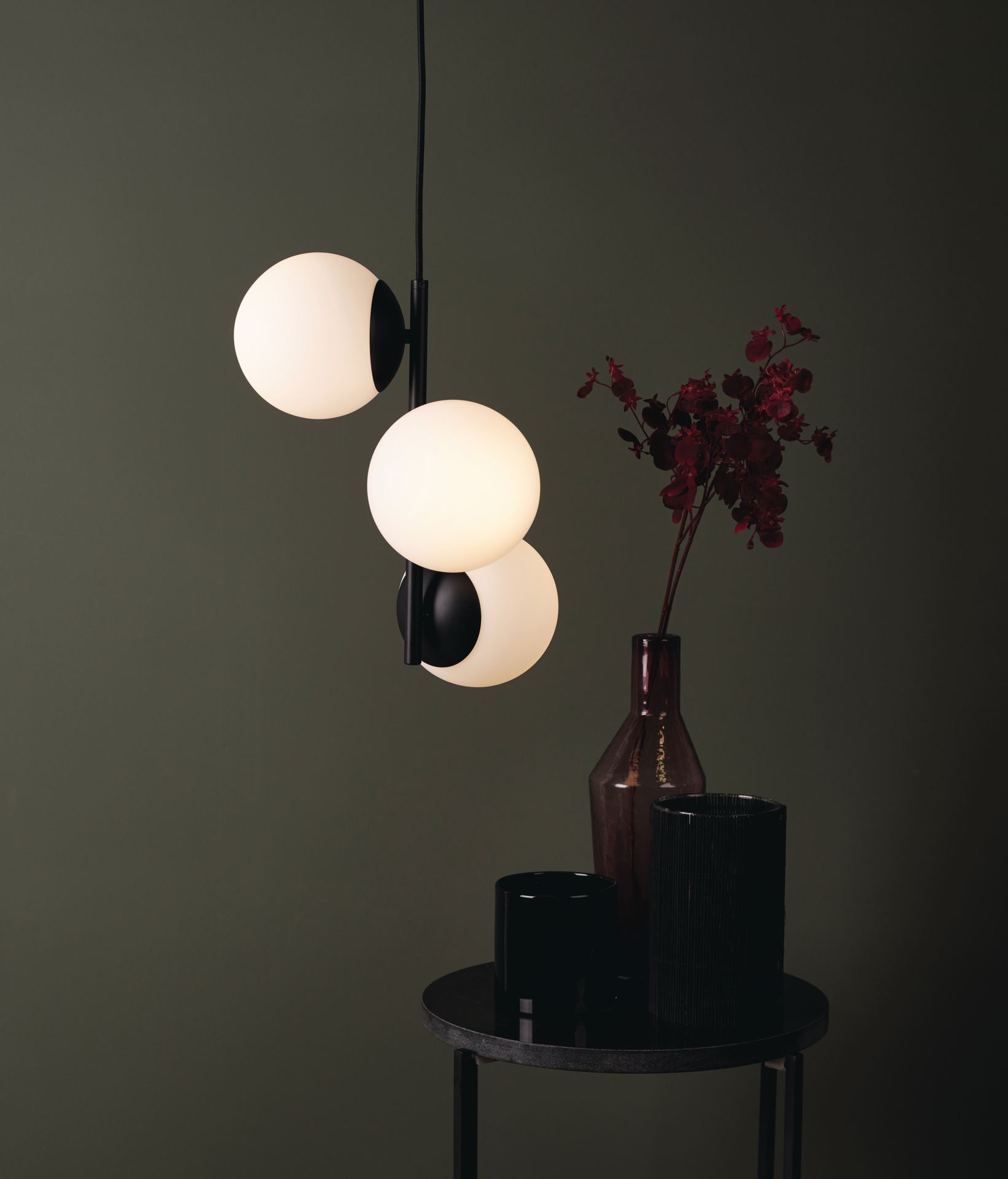 Taklampe svart - 34,5x32x32 cm