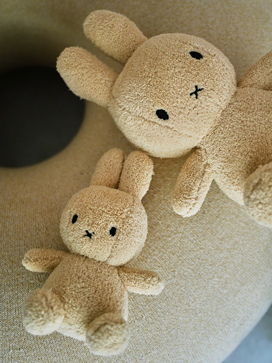 Handgemaakt knuffeldier Miffy, H 23 cm