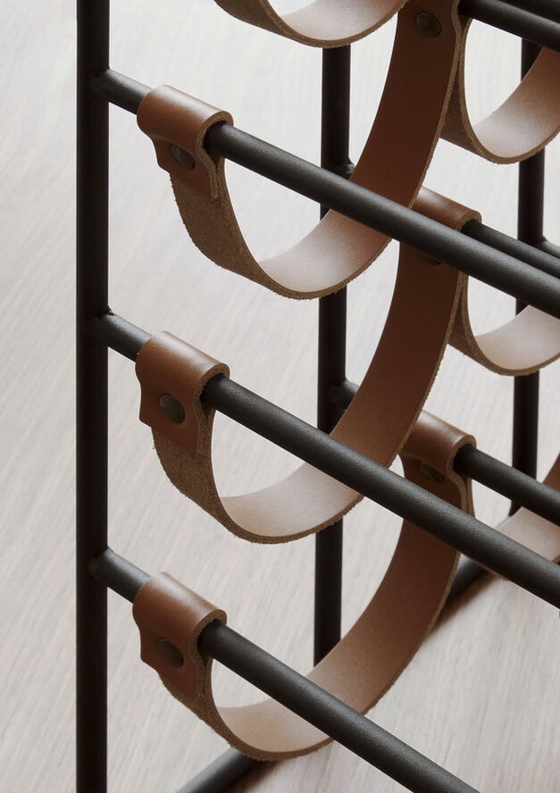 Audo Copenhagen Umanoff, Wine Rack Sort & brun