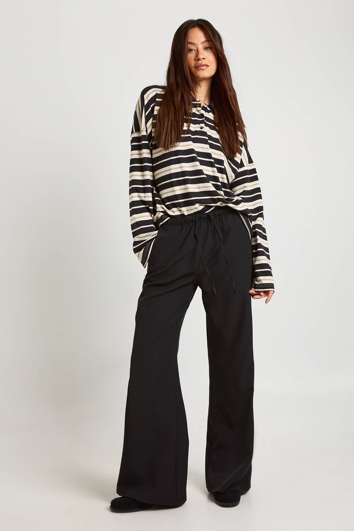boohoo Pantalon Tall Tissé à Taille Élastique et Jambes Droites