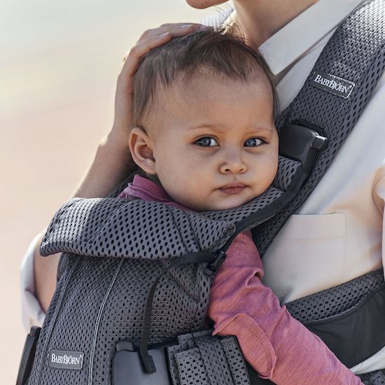 Porte-bébé One Air   Anthracite Mesh 3D        de               BabyBjörn