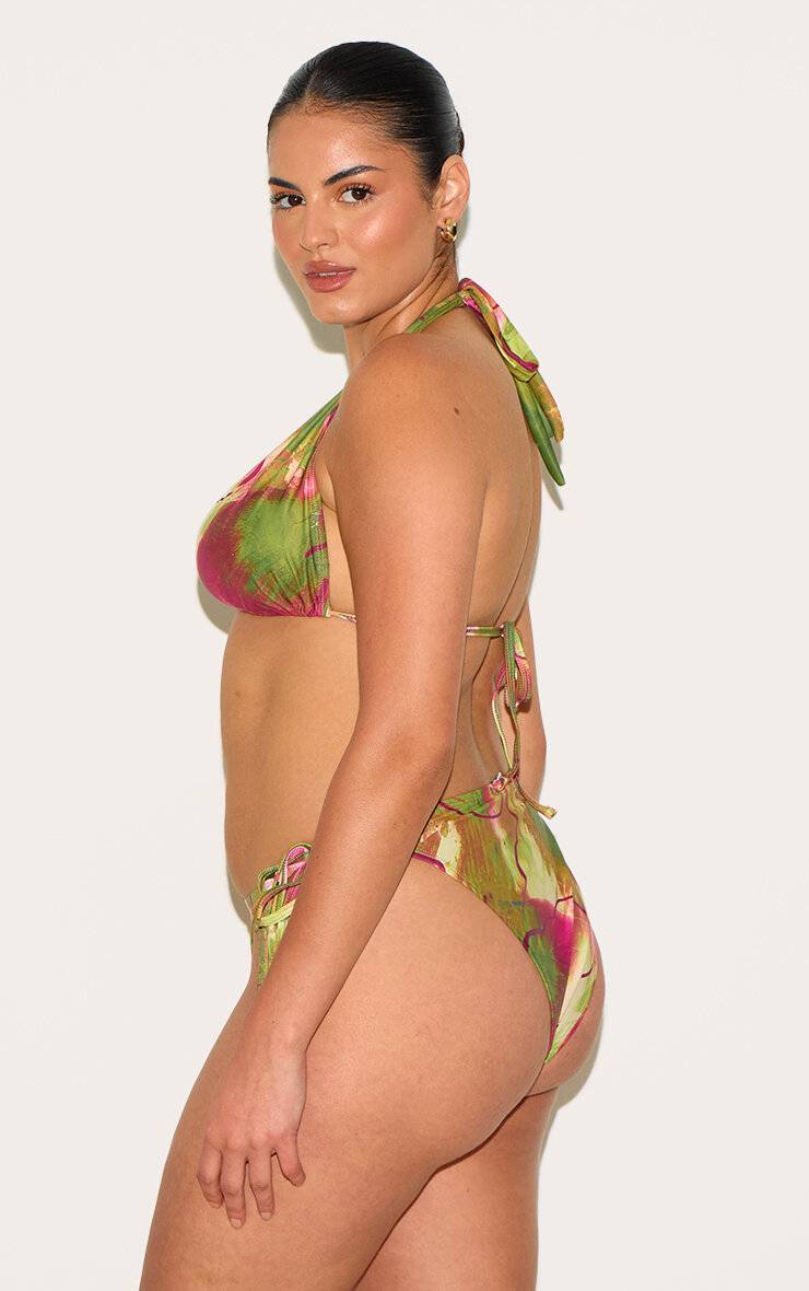 Vert Olive Bas De Bikini Grande Taille À Imprimé Orchidée Avec Liens Sur Les Côtés