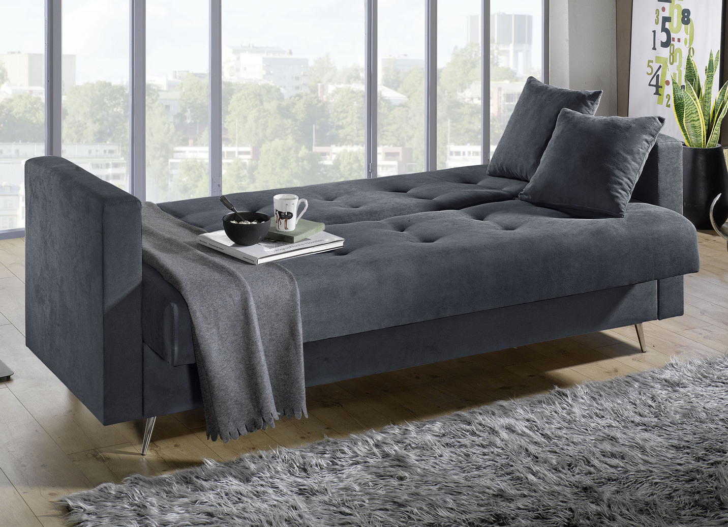 Schlafsofa auf Chromfüßen mit Bettkasten
