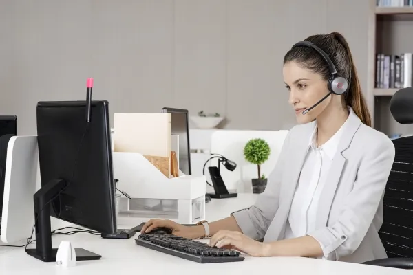 Yealink WH62 Mono - Til Microsoft Teams - headset - på øret - DECT - trådløs - Certified for Microsoft Teams