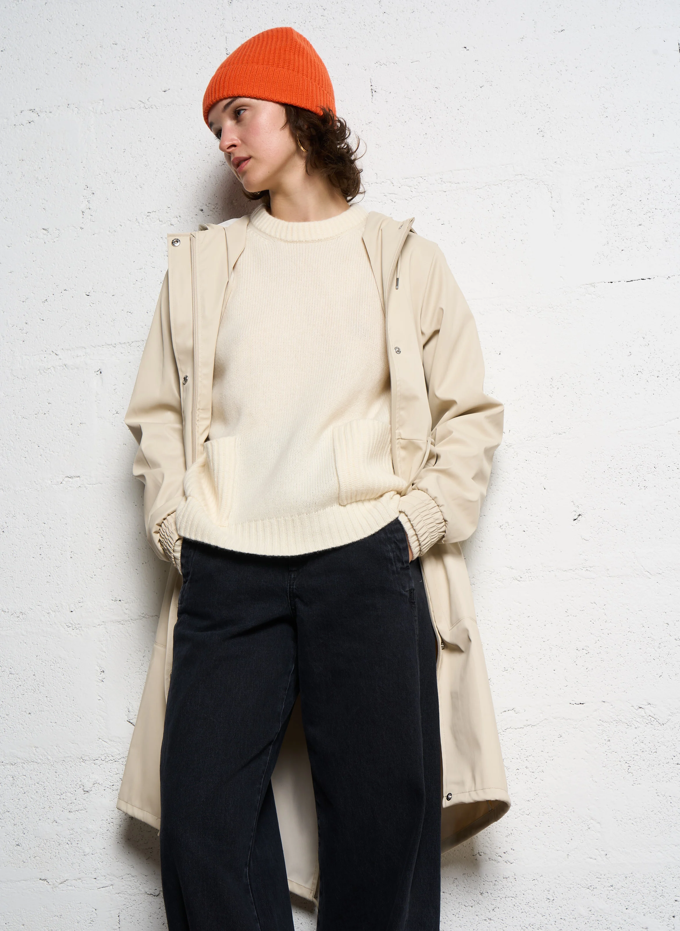 STRING PARKA - Imperméable droit col rond à capuche | Beige