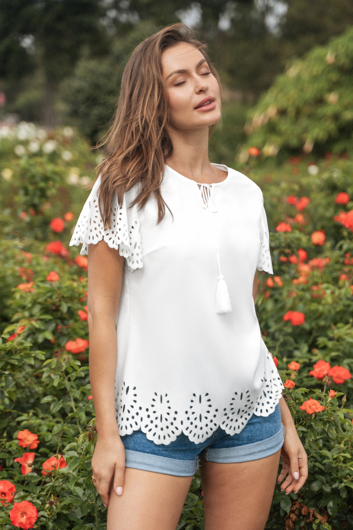 T-shirt avec col rond à nouer avec glands blanc