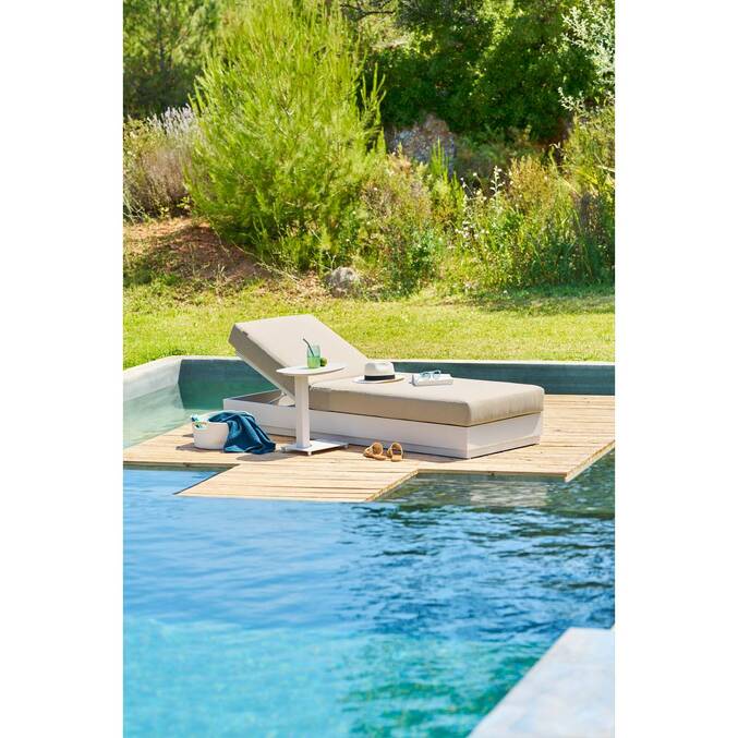 Table d'appoint de jardin ovale VENUZIA Avoine