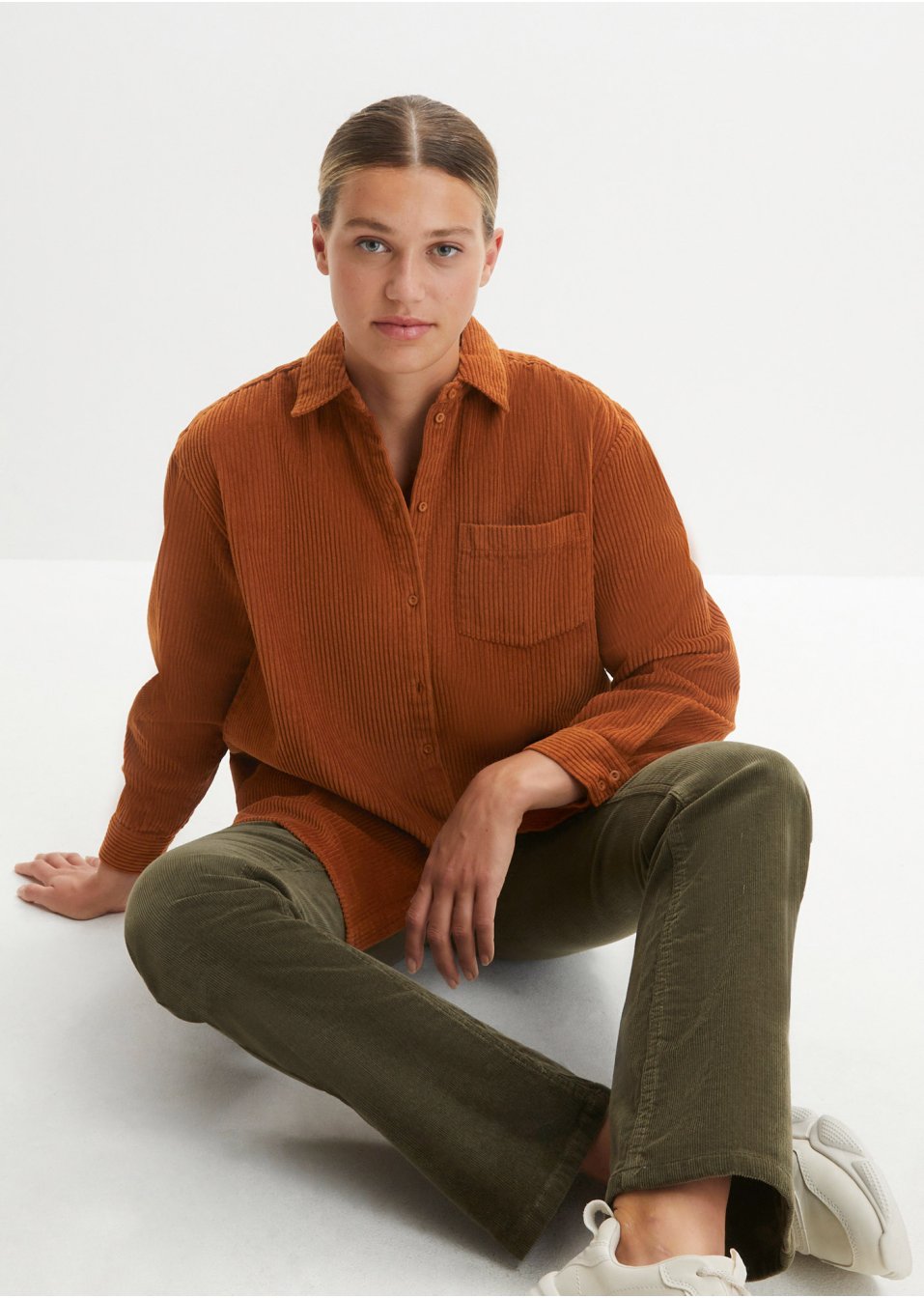 Chemise en velours de coton côtelé