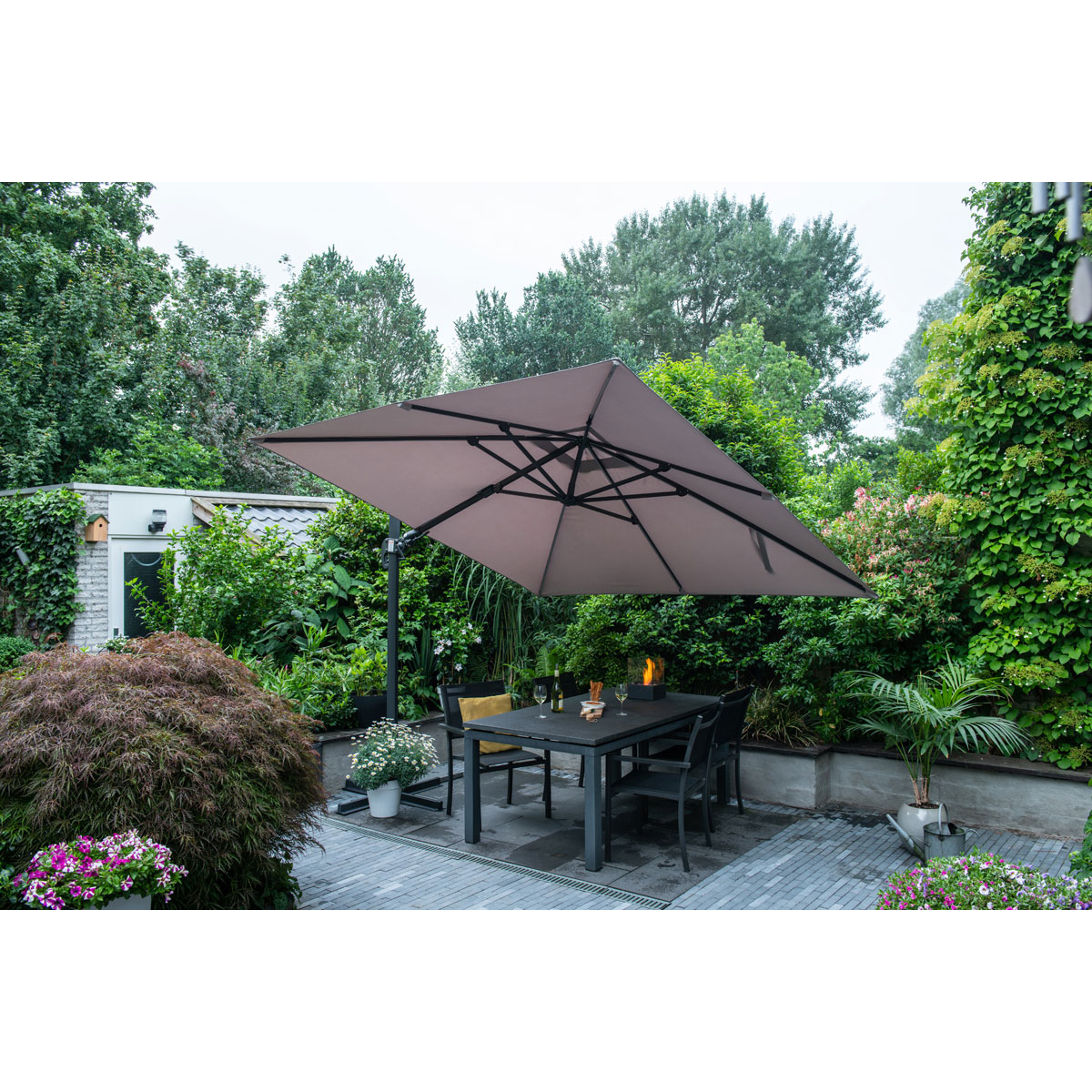 Garden Impressions Hawaii LED zand zweefparasol