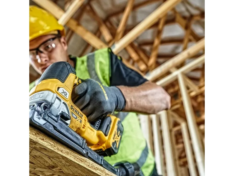 DeWALT - Stiksav - ledningfri - intet batteri - 18 V - SOLO