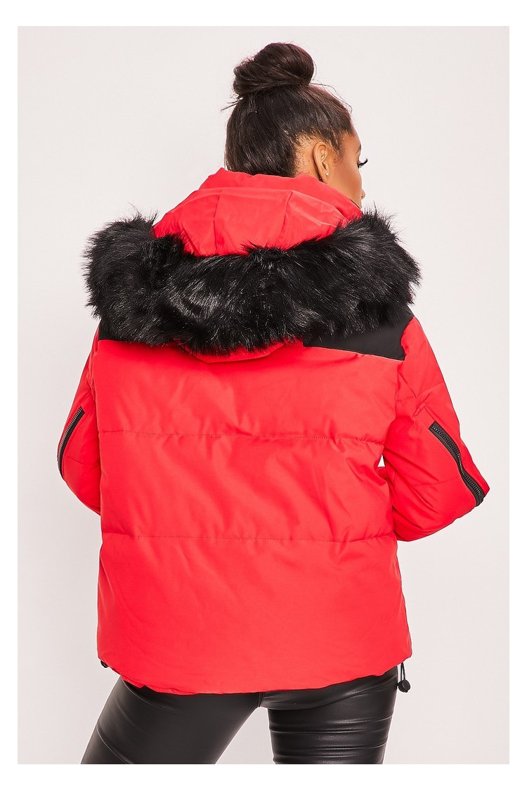 Veste rouge et noir