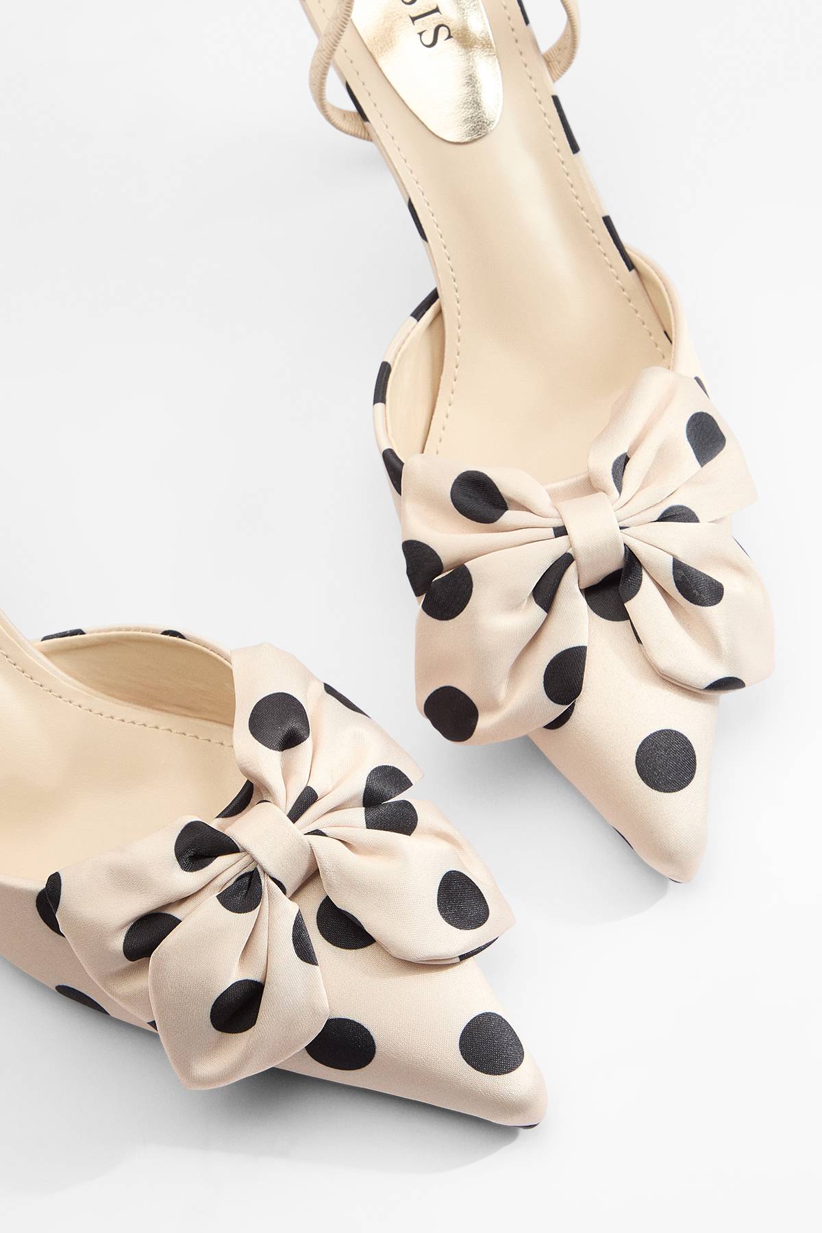 Oasis Escarpins Chantel À Bride Arrière En Satin À Pois Avec Nœud Décoratif