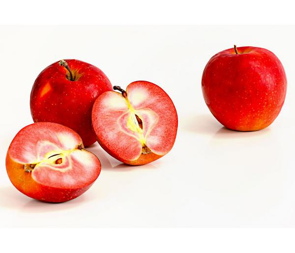Rotfleischiger Apfel 'Baya Marisa'