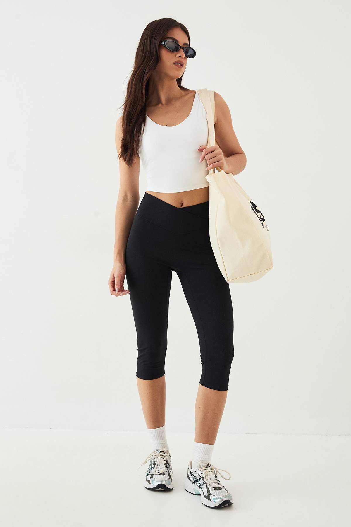 Brassière de Sport DSGN Studio Ultra Sculpt Longline Décolleté Plongeant