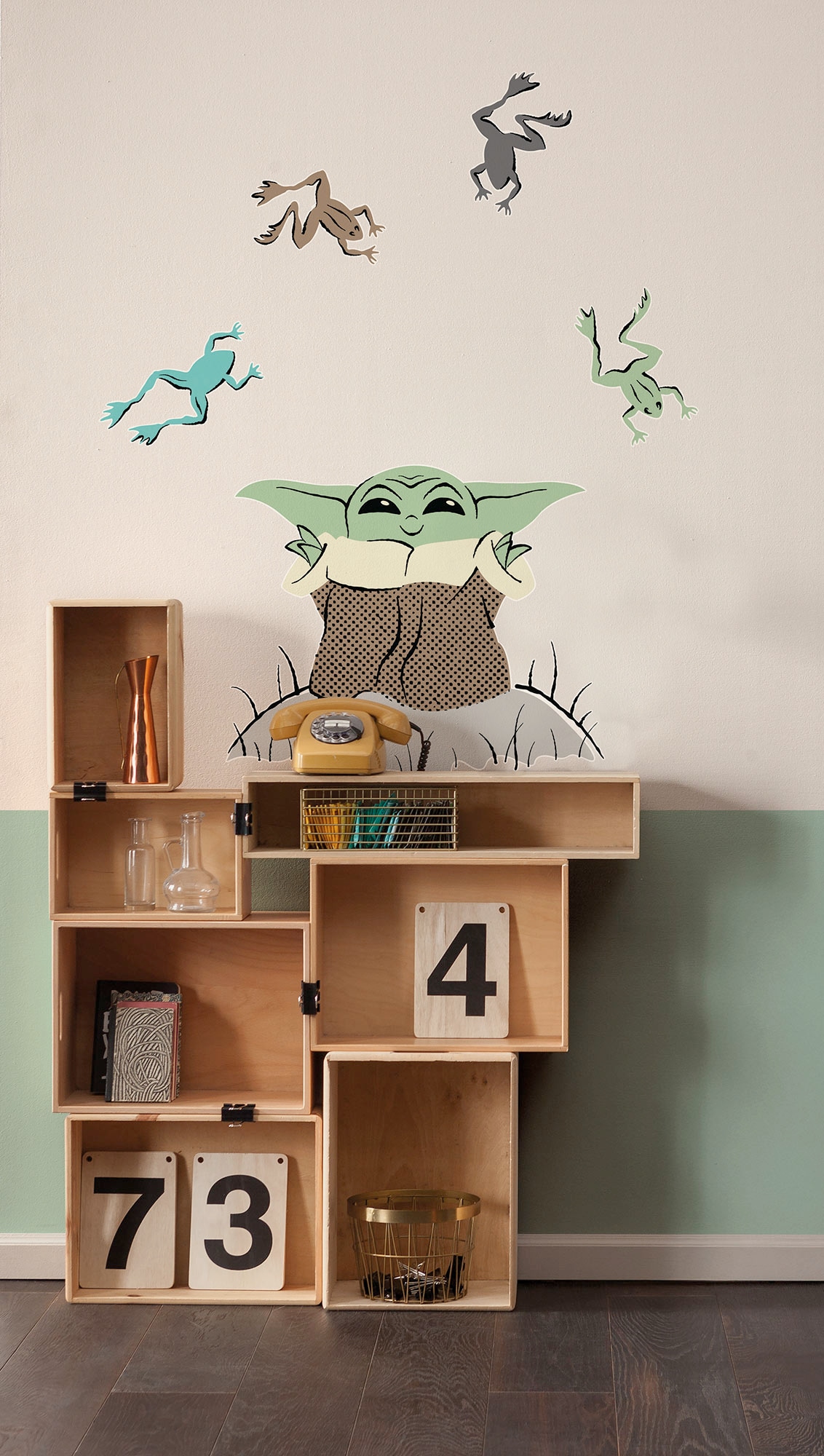 Komar Wandtattoo »Star Wars The Mandalorian Grogu Enchanted Frogs« 50 x 70 cm (Breite x Höhe) - Kinderzimmer, Wandsticker
