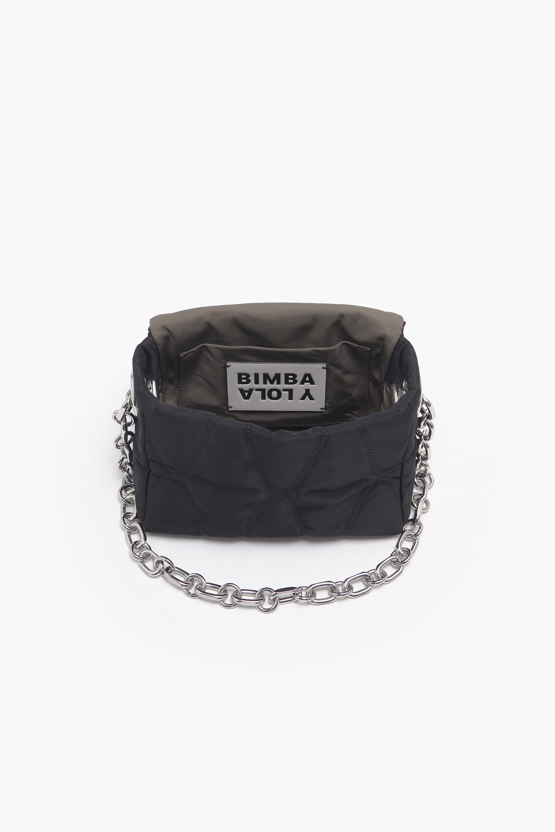 Bolsa de ombro pequena em náilon preto
