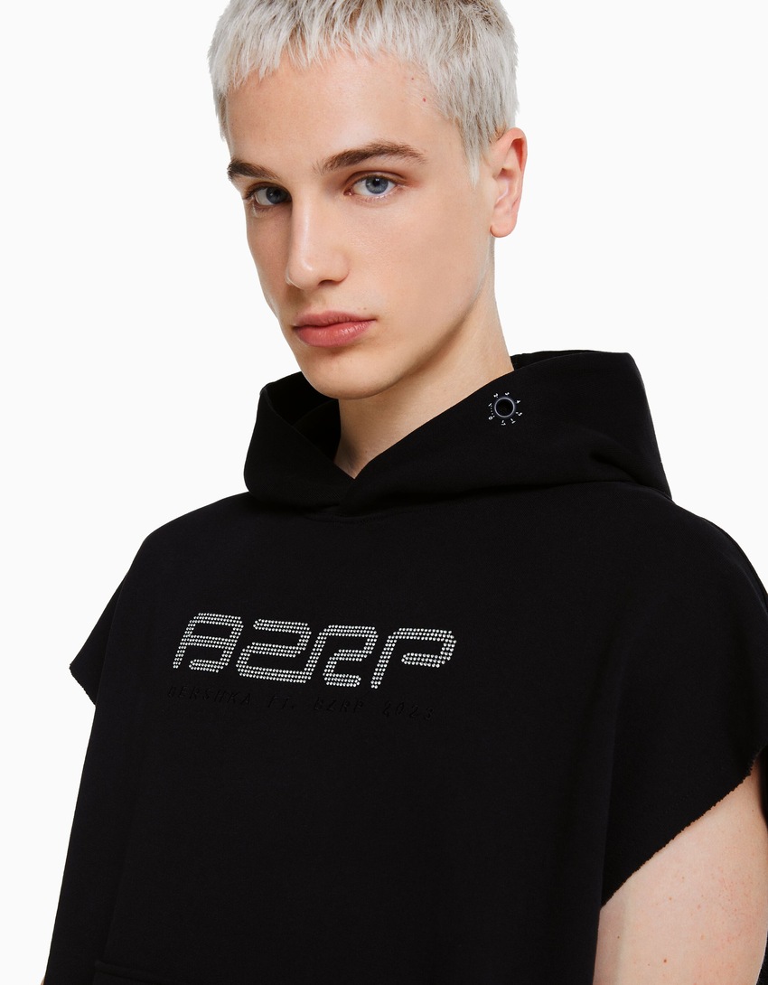 Moletom sem mangas BERSHKA ft. BIZARRAP com strass