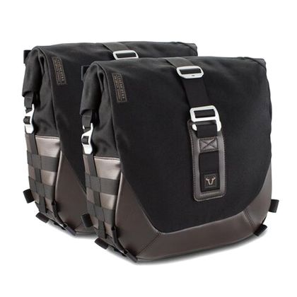 Sacoches cavalières SW-MOTECH Legend Gear Black edition set (2 x 13.5 litres) avec supports - Noir