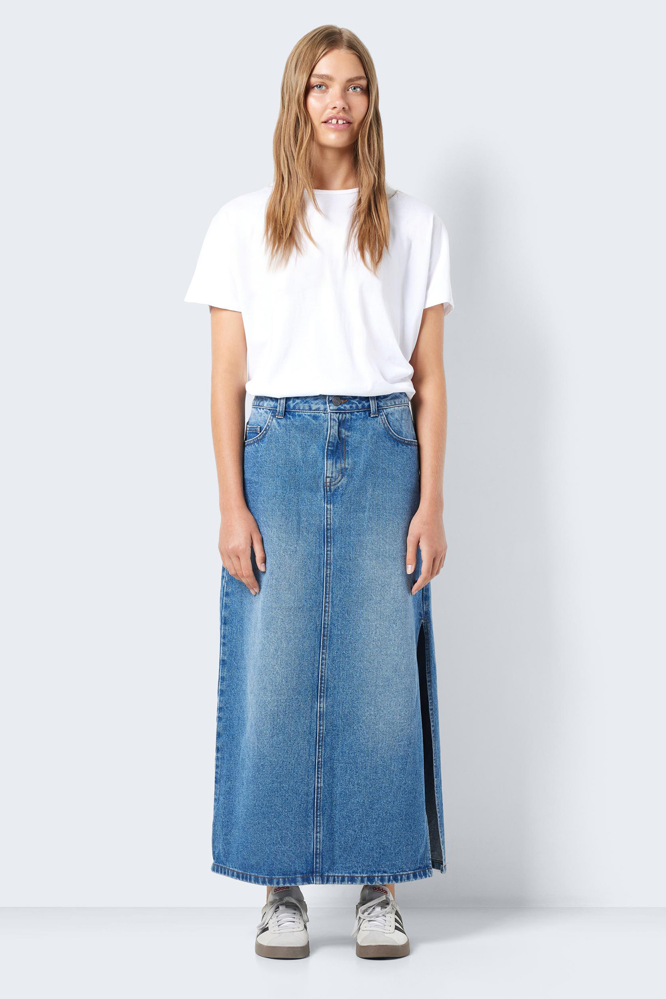 Saia midi jeans