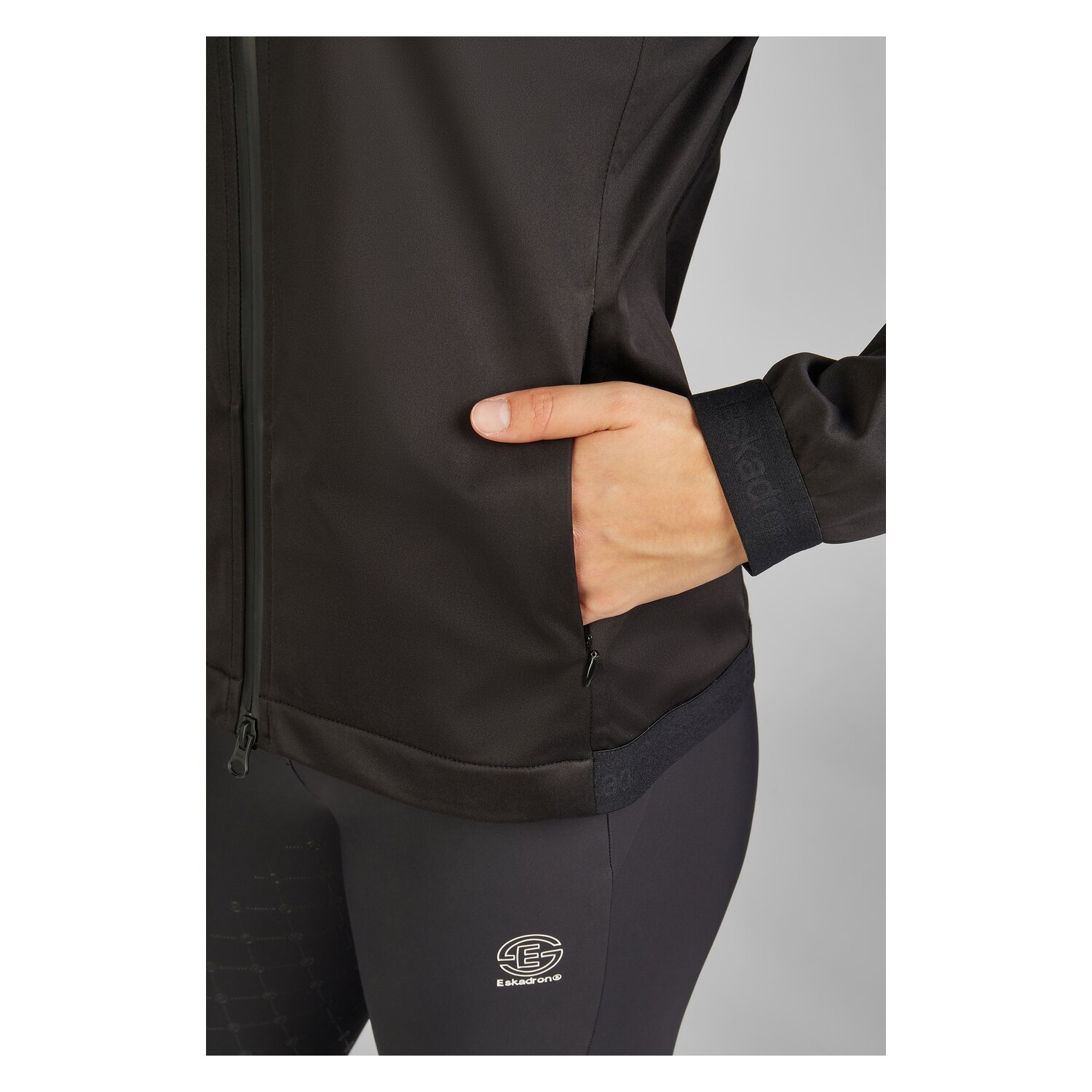 ESKADRON Dynamic Jacke Waterproof - black