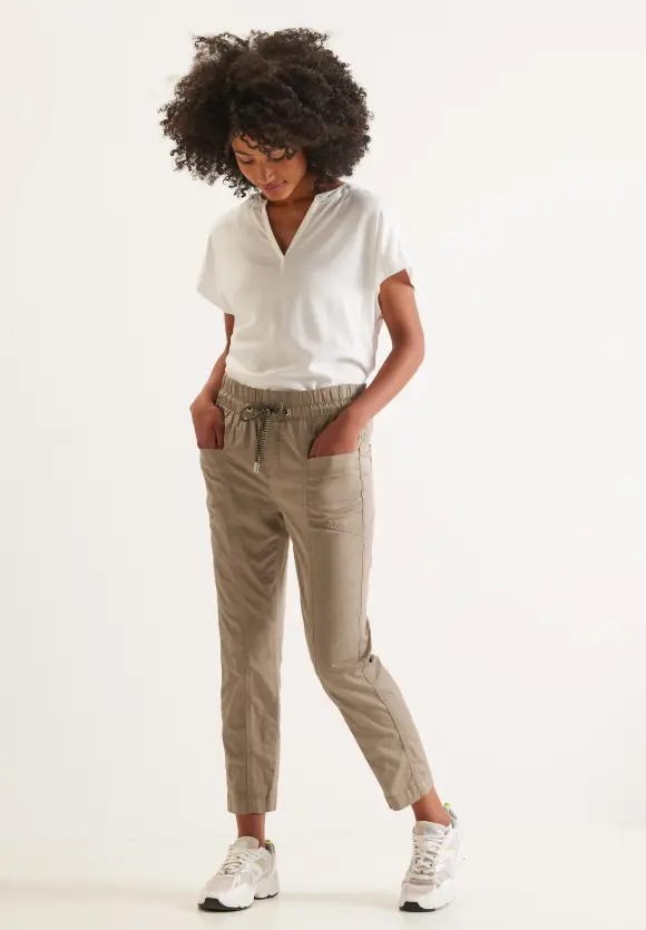 Loose Fit Hose - smooth sand