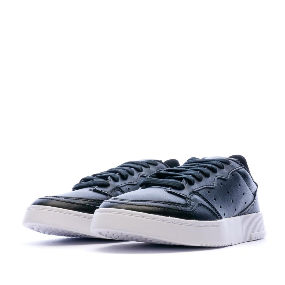 Adidas Baskets noires femme Adidas Supercourt J