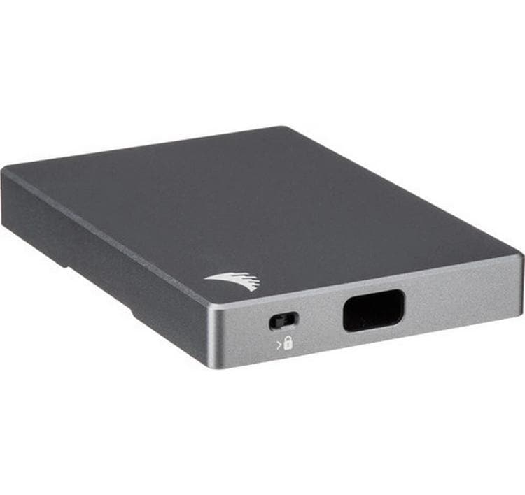 CFast Single Kartenleser<br>CFast Kartenleser mit USB C Anschluss