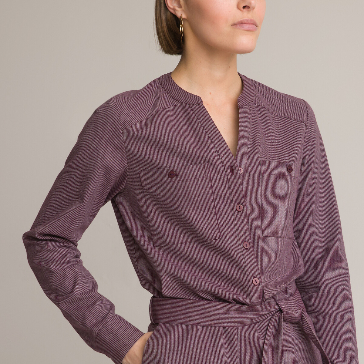ANNE WEYBURN<br>Vestido reto listrado, mangas muito compridas