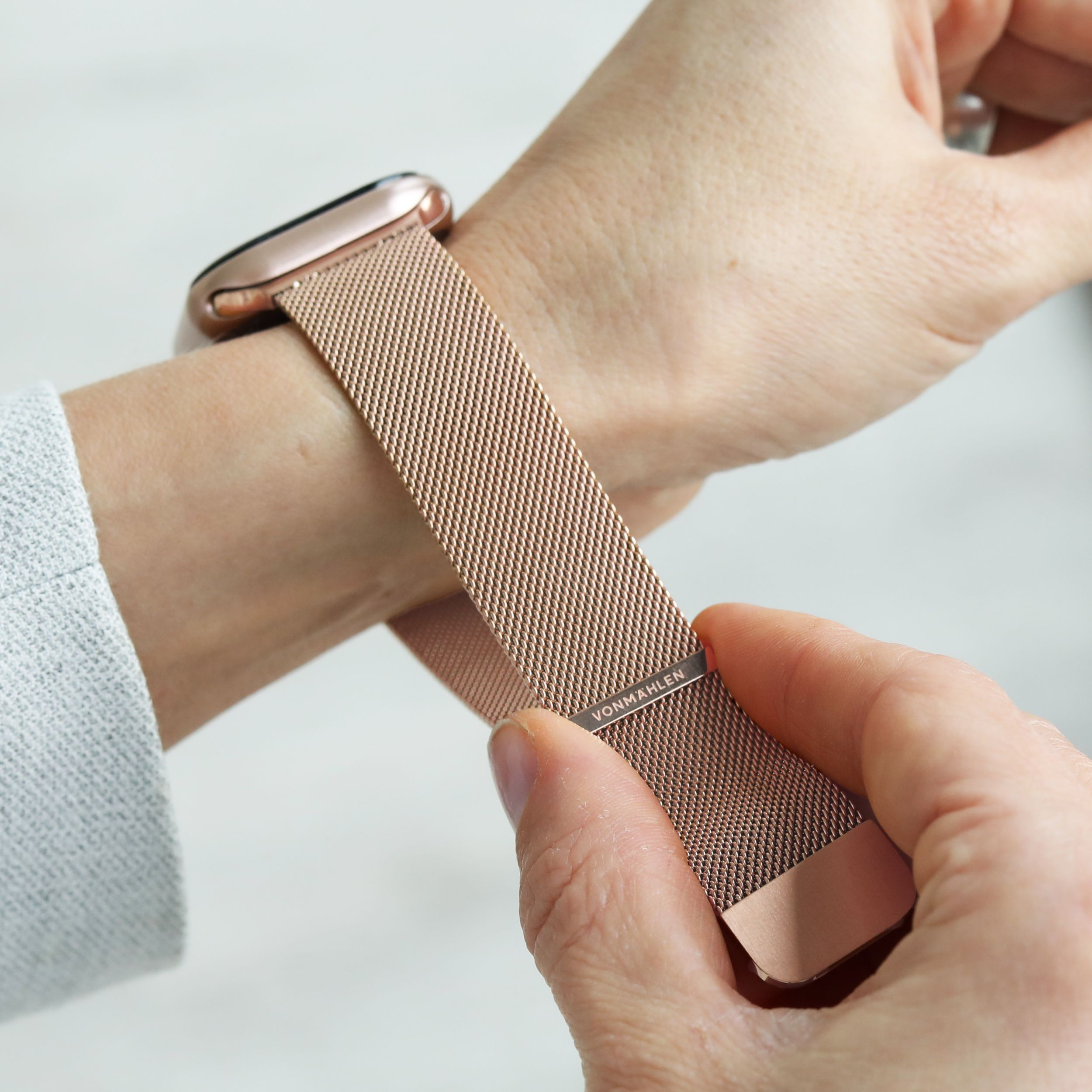 Milanese Loop 2 Apple Watch (42/41/40/38 mm) Edelstahl Armband (AWS00127) (Gelenkumfang: 130-200mm) - Roségold