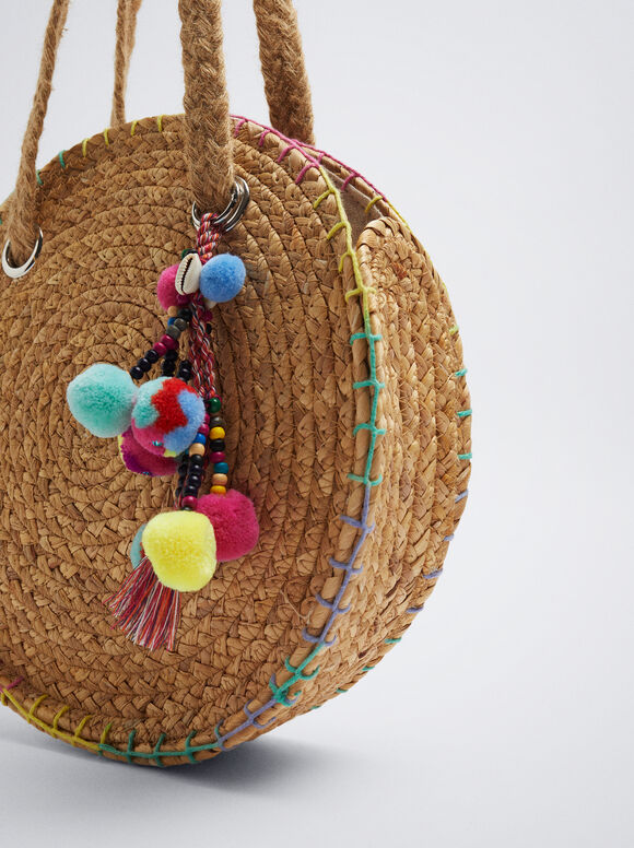 Bolsa de palha estilo shopper com pingente - Bege