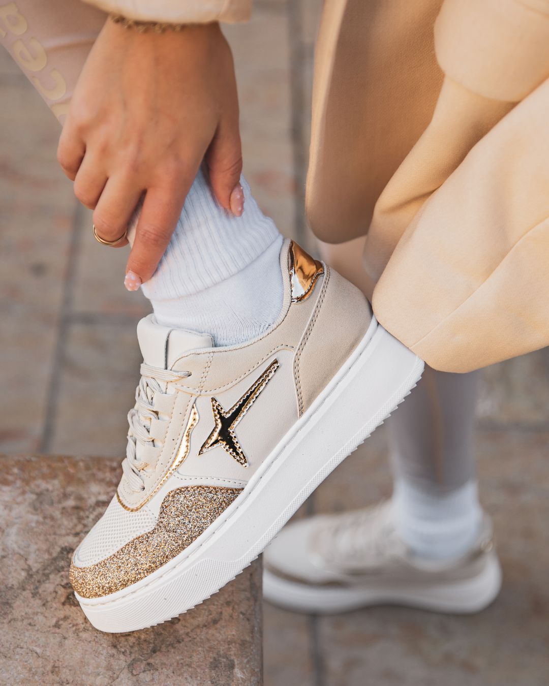 Basket femme beige à lacets - Nattie
