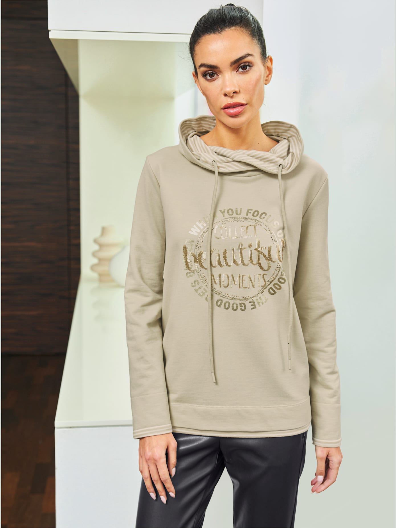 T-shirt col tendance