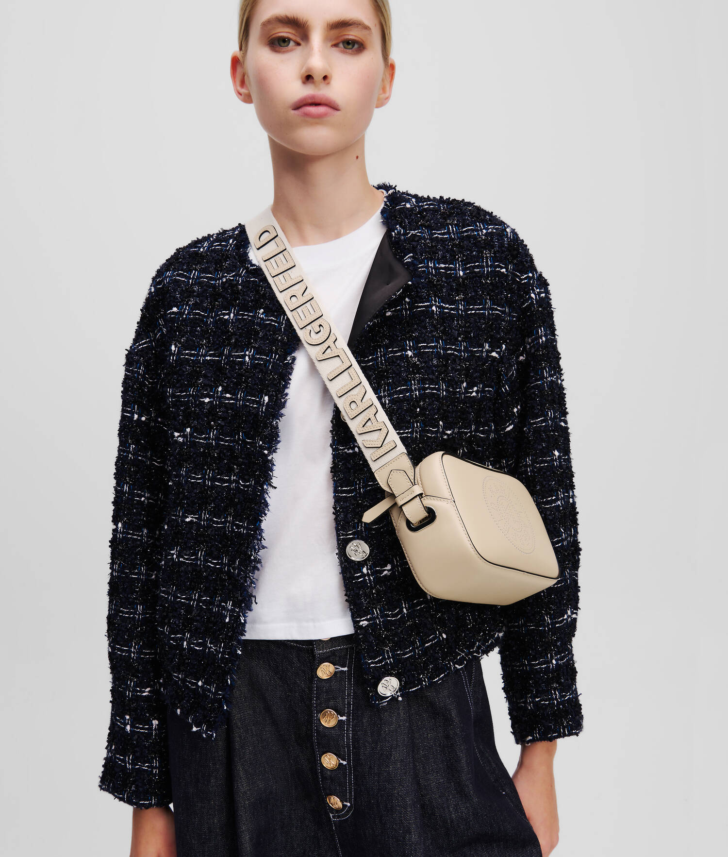 SAC BANDOULIÈRE PERFORÉ K/CIRCLE - Trench Beige