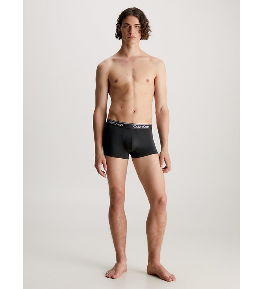 Cuecas boxer Calvin Klein de cintura baixa, pacote com 3 unidades, pretas.