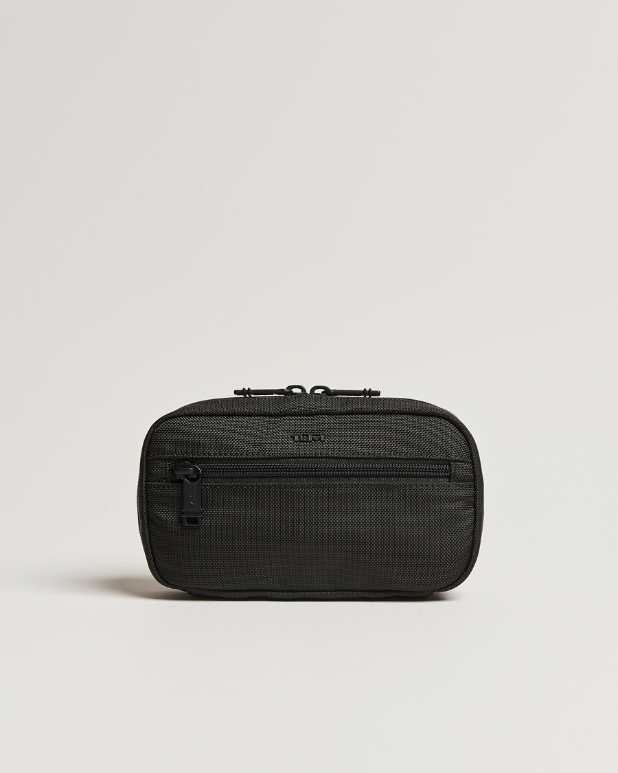 TUMI Zip-Around Case Black
