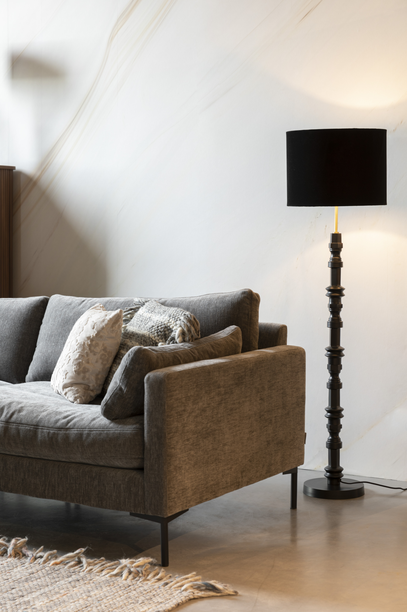 Vloerlamp Totem zwart