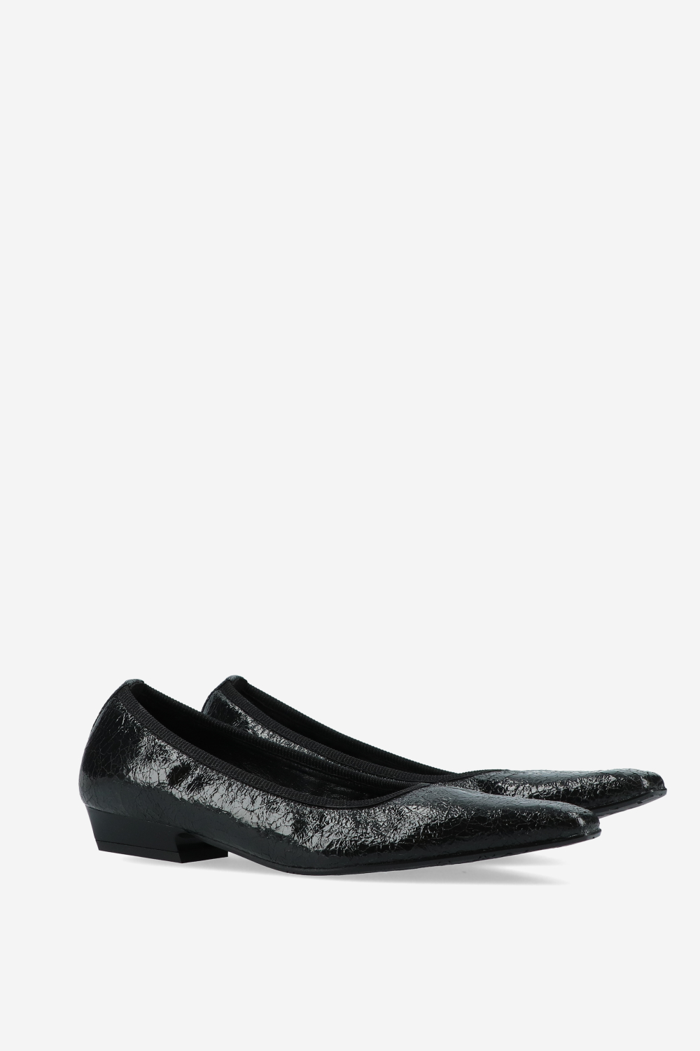Crinkle leather ballerinas