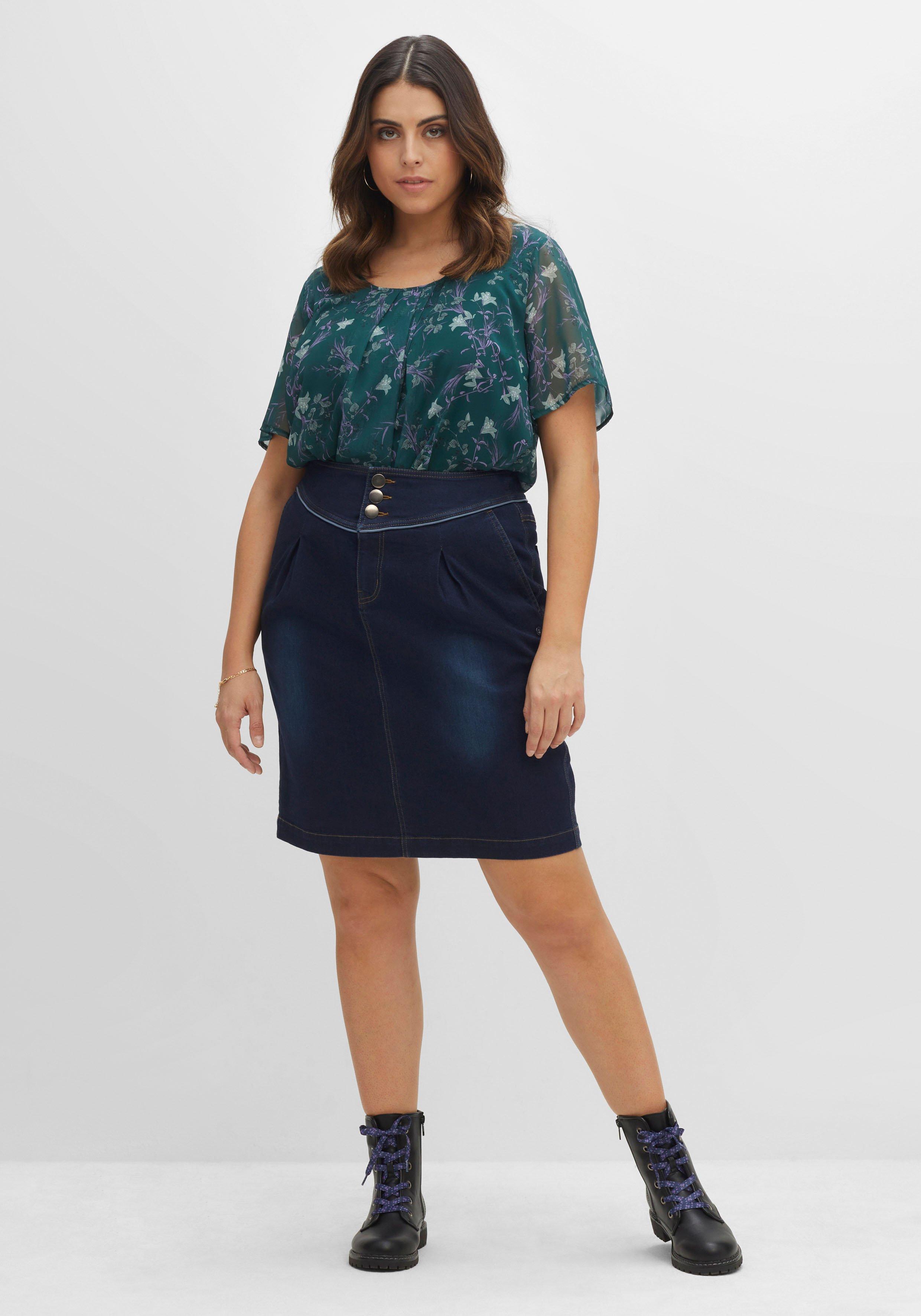 Kurzer Jeansrock mit breitem Bund und Kellerfalten