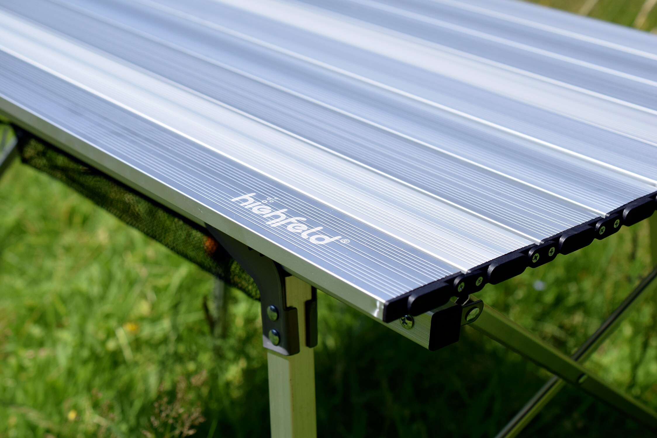 highfeld® Alu Falttisch Outdoortisch Reisetisch mit Tragetasche