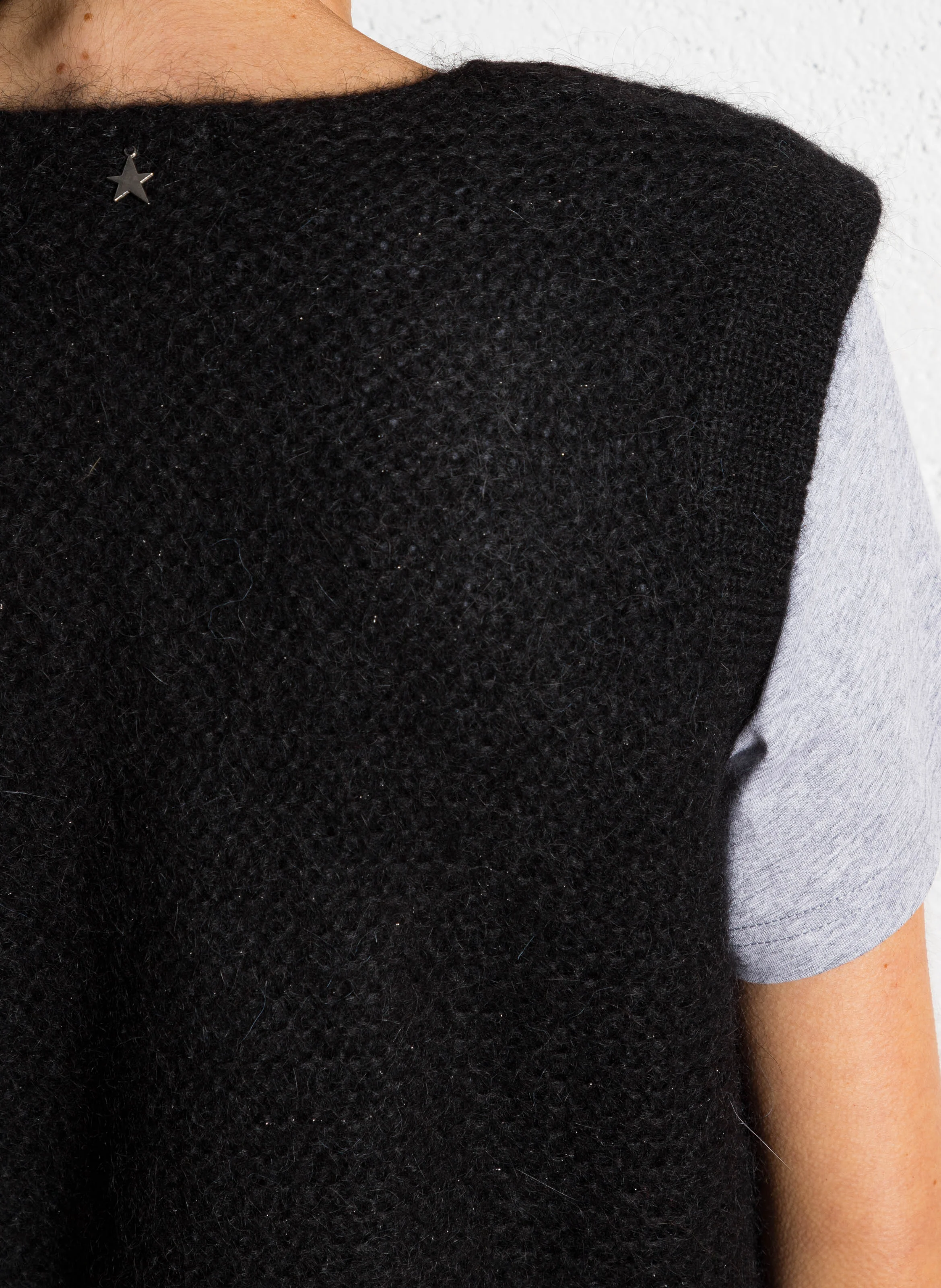 GOTANAX - Gilet col rond droit en maille | Noir