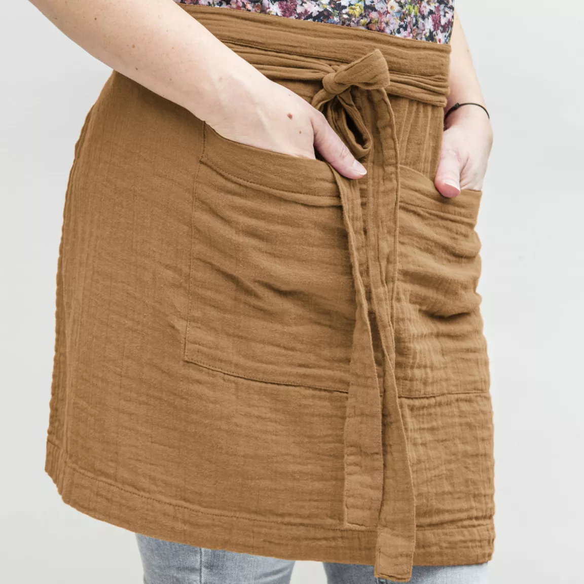 Tablier avec poches gaze de coton Gaïa Camel