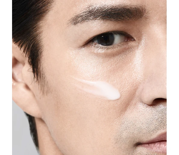 Shiseido Men Energizing Moisturizer Fluid