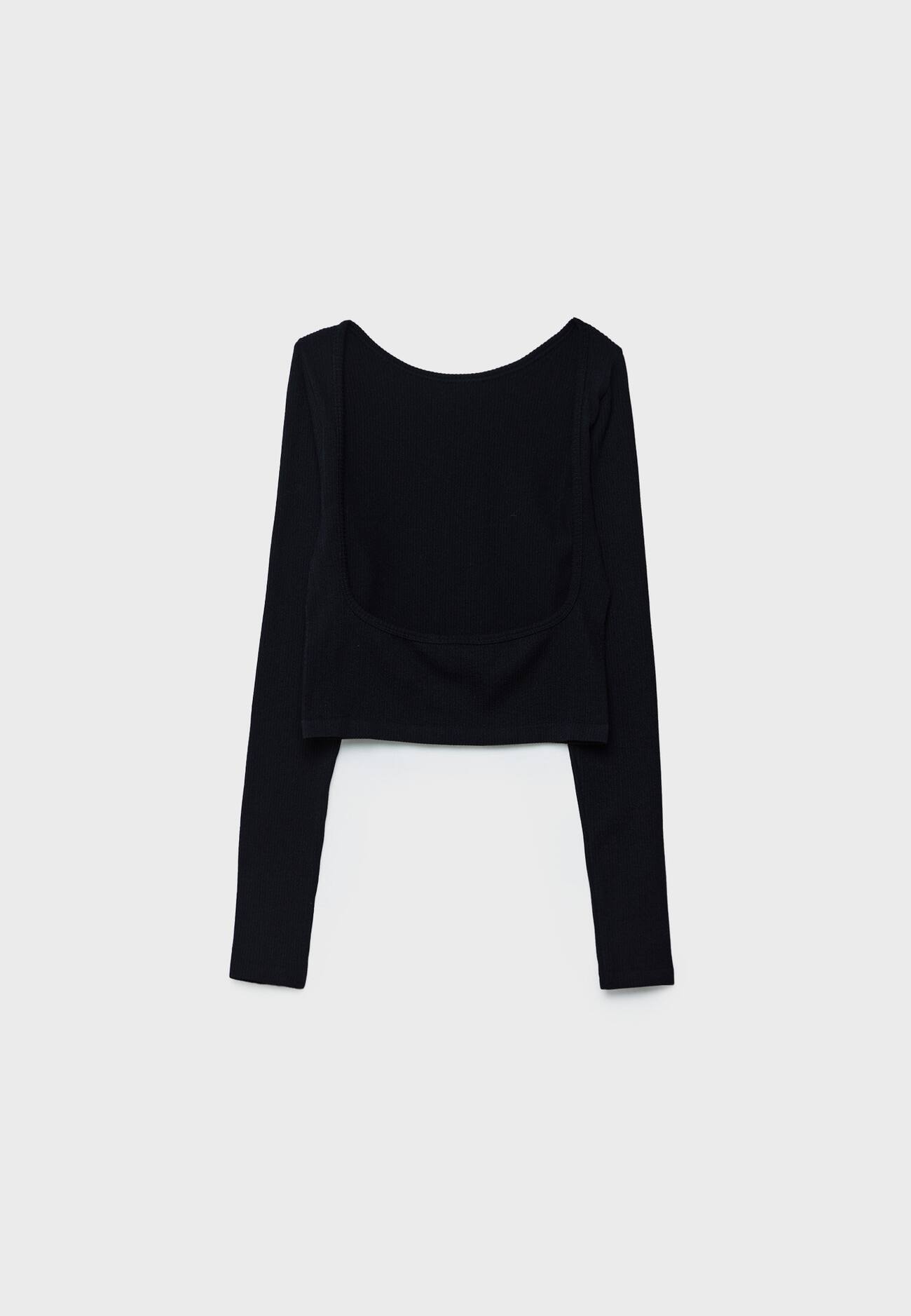 Camiseta sem costura com decote nas costas