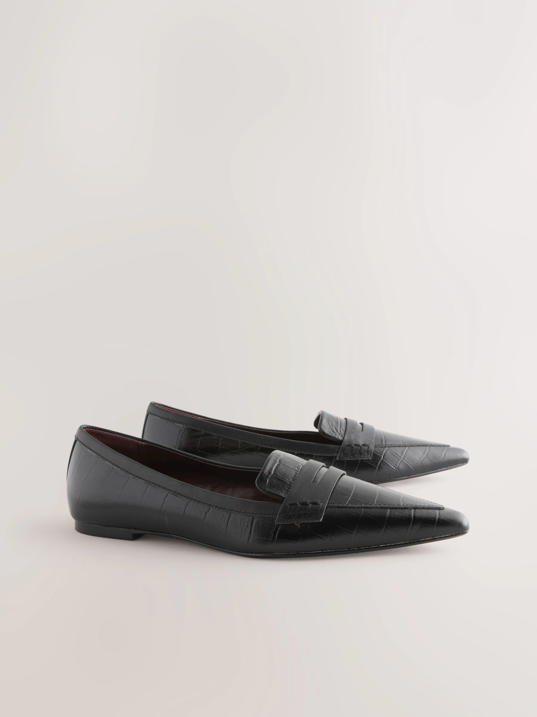 Black Croc Effect Embossed - Forever Comfort® Premium Leather Pointed Toe Loafers
