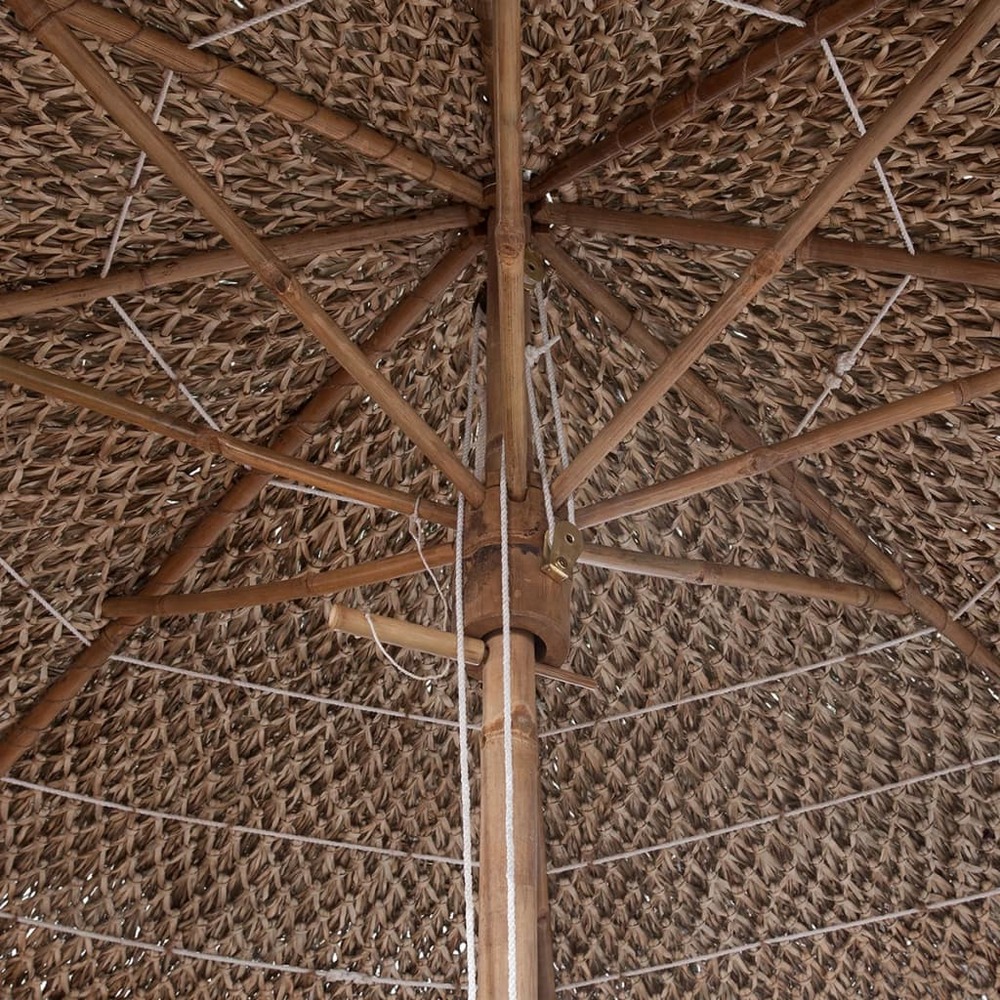 Parasol en bambou avec toit en feuille de bananier 210 cm