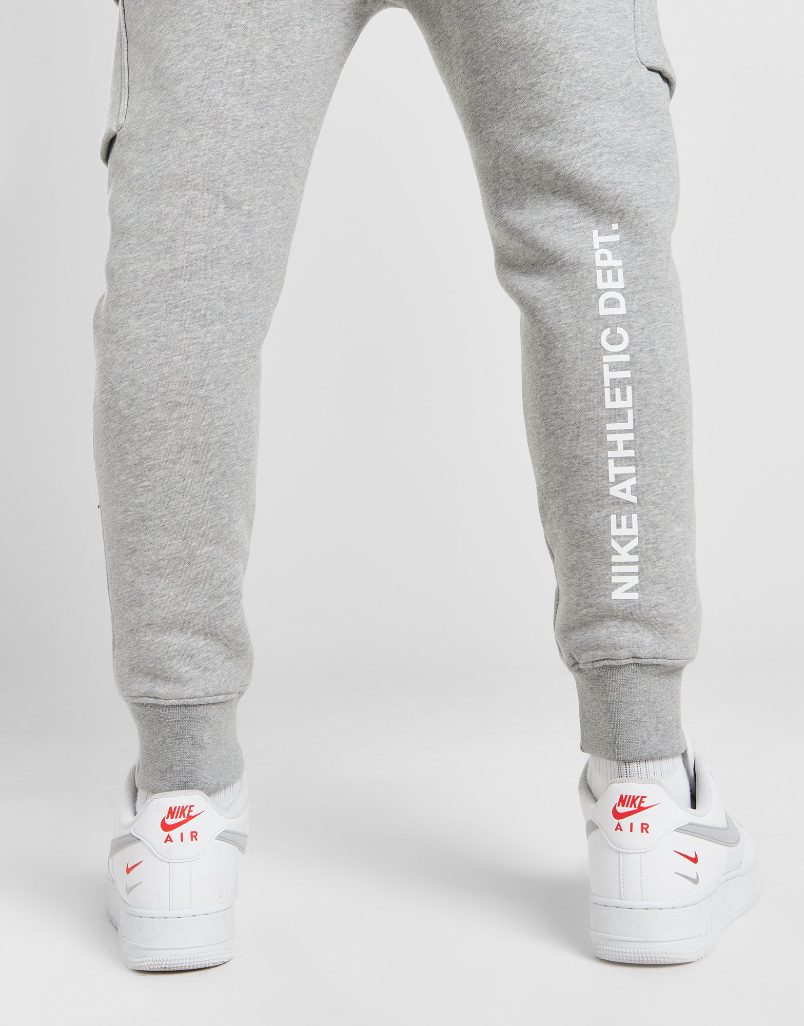 Nike Athletic Fleece Cargo Joggers