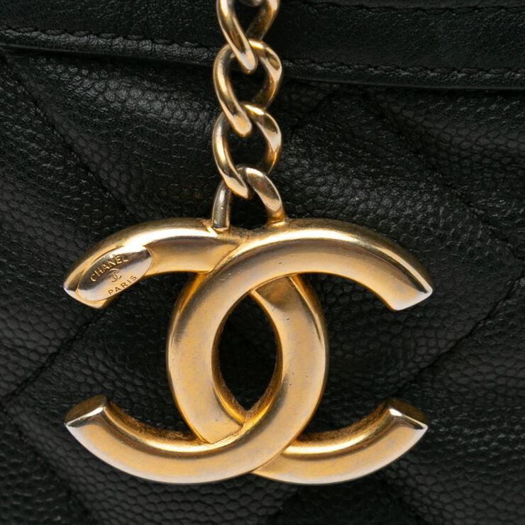 Chanel Vintage Chanel Crossbody Bag Black