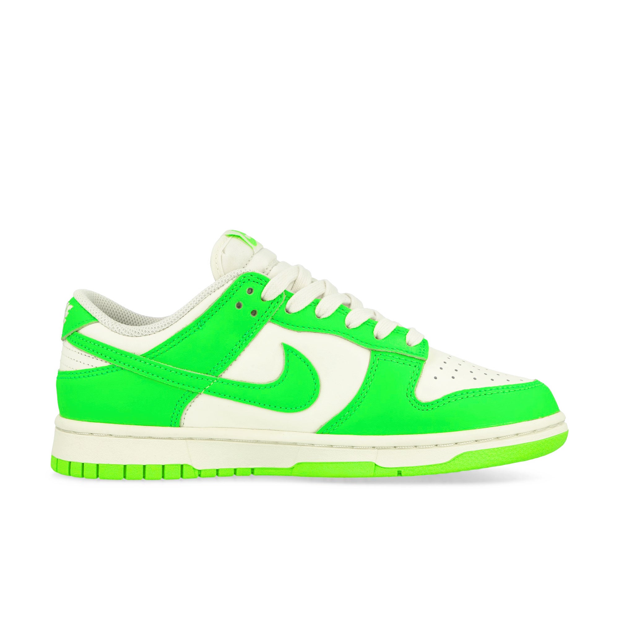 Nike<br>W Dunk Low