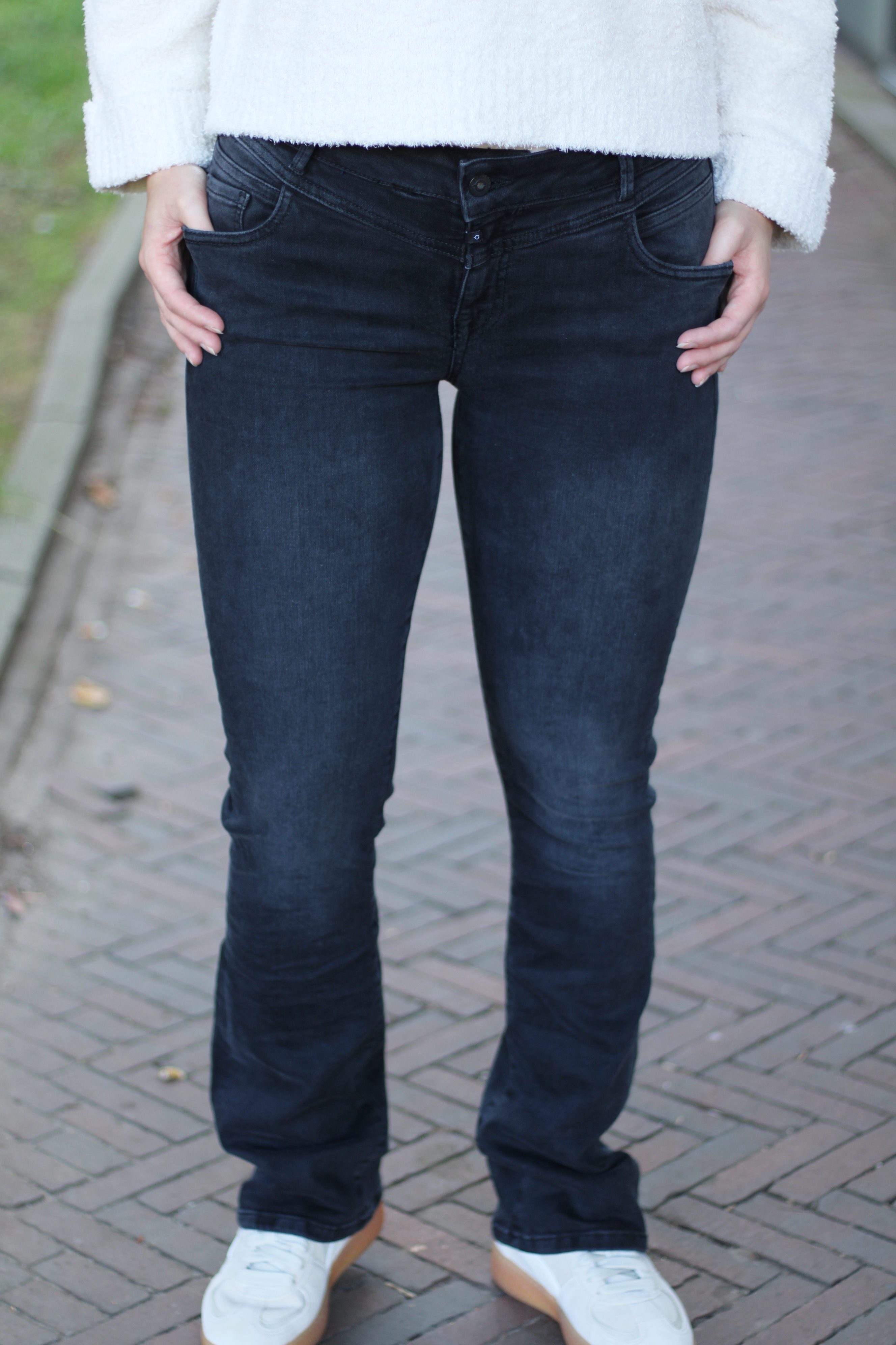COJ Denim - Judith Mid Waist Jeans - Black Vintage